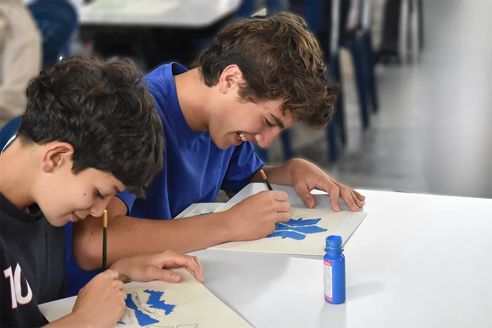 Extracurriculares y vocación en el Gimnasio La Montaña — Primaria y Bachillerato