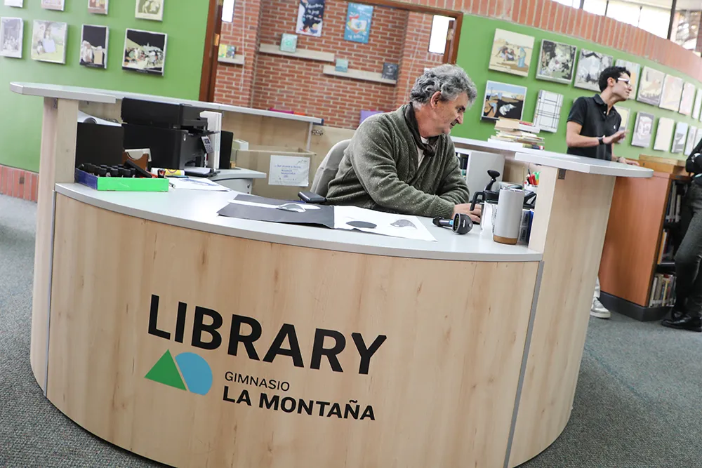 servicios biblioteca
